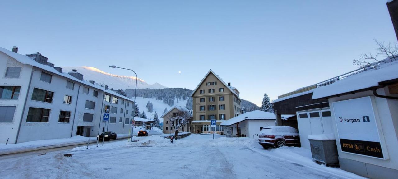 Hotel Staetzerhorn Parpan Exteriör bild
